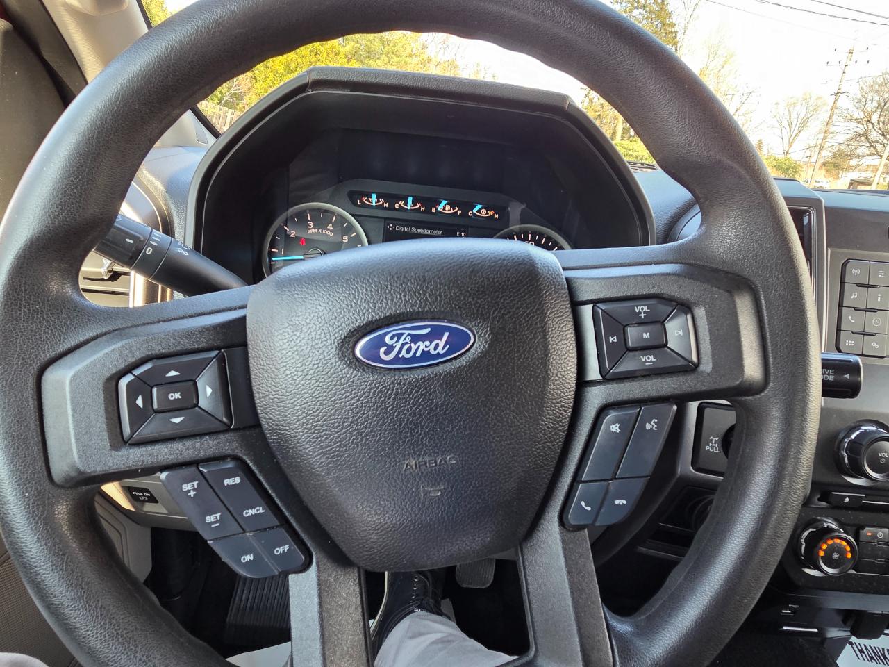 Ford F-150 4WD SuperCab 145" XLT 2018