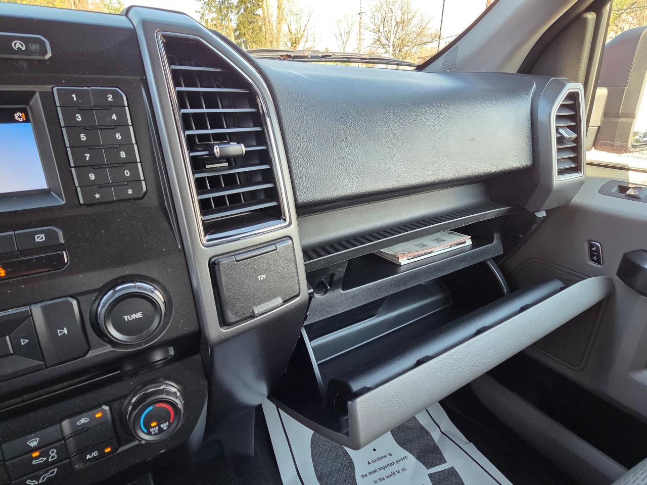 Ford F-150 4WD SuperCab 145" XLT 2018