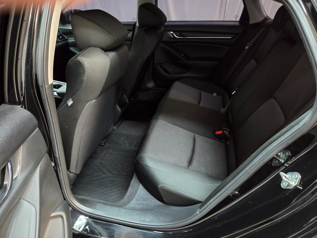 Honda Accord LX CVT 2020