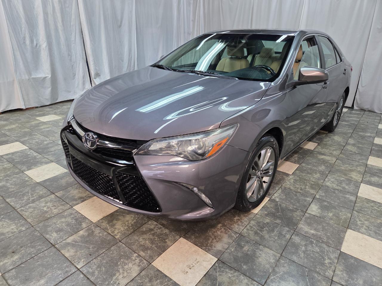 Toyota Camry XLE 2016