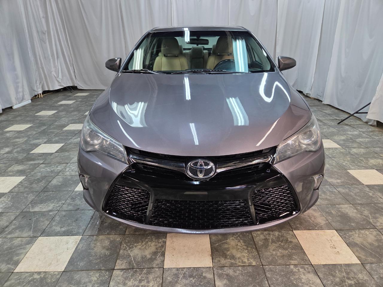 Toyota Camry XLE 2016