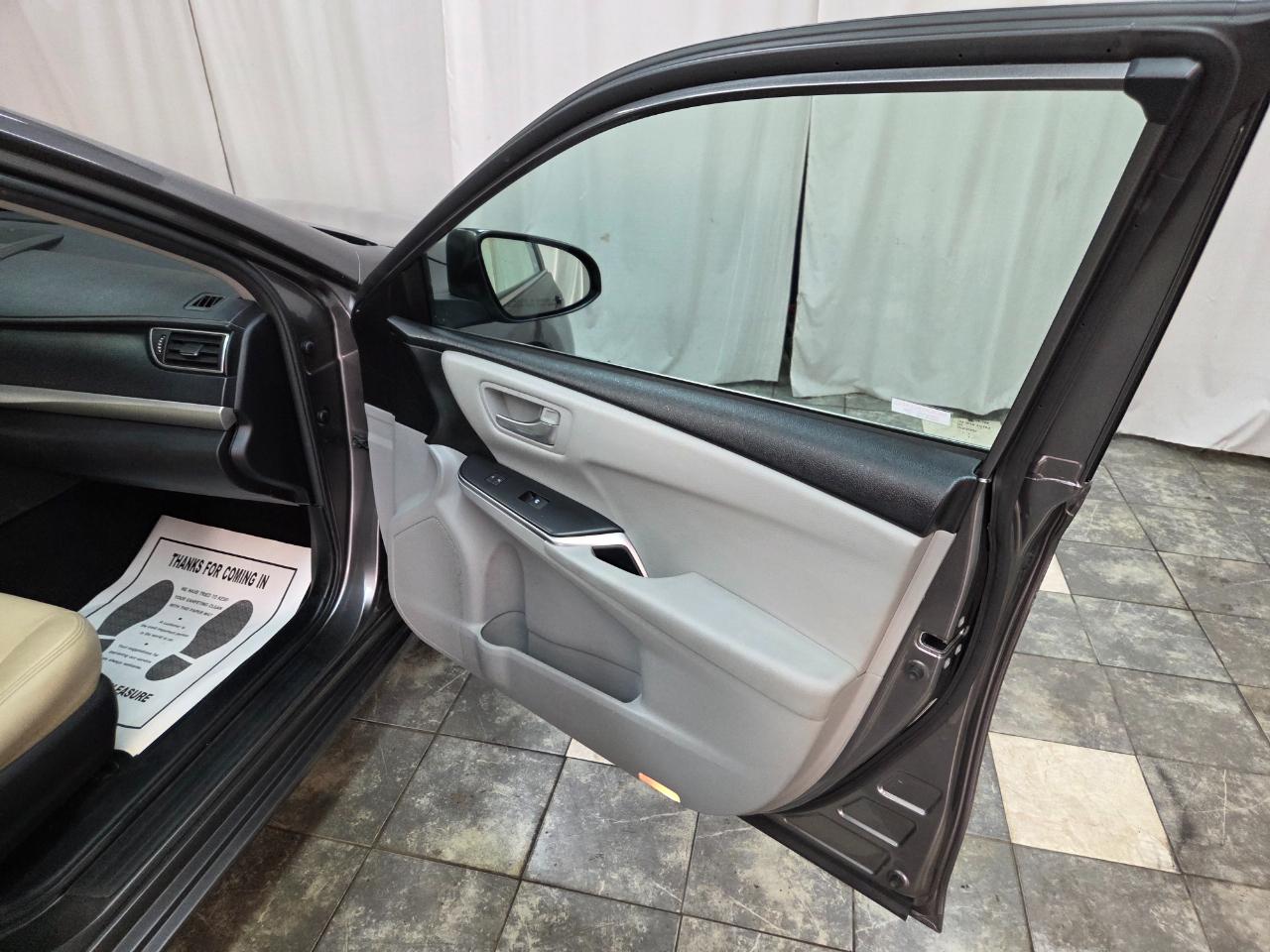 Toyota Camry XLE 2016