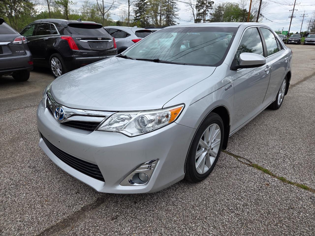 Toyota Camry Hybrid XLE 2014