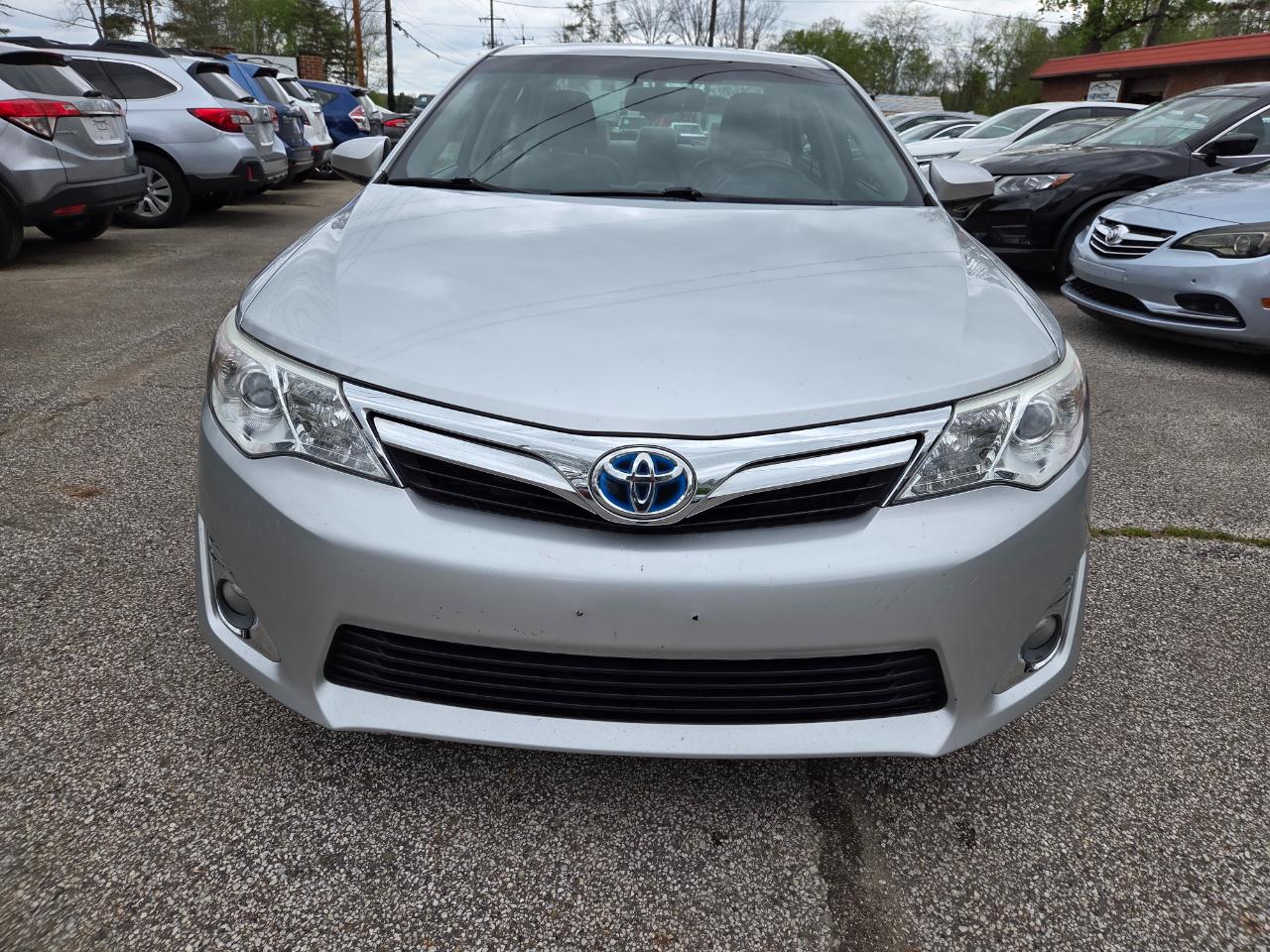Toyota Camry Hybrid XLE 2014