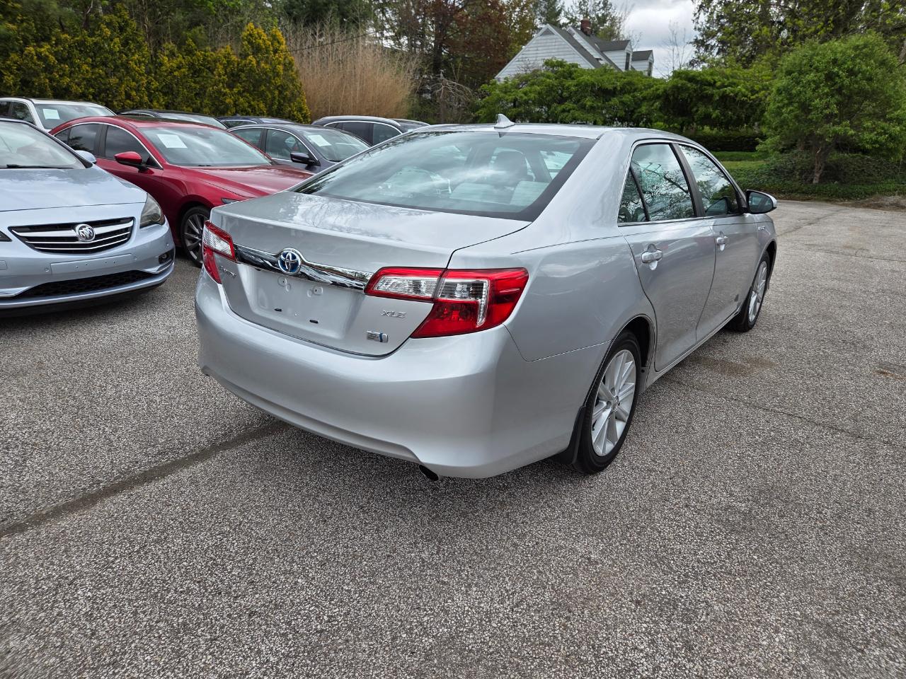 Toyota Camry Hybrid XLE 2014
