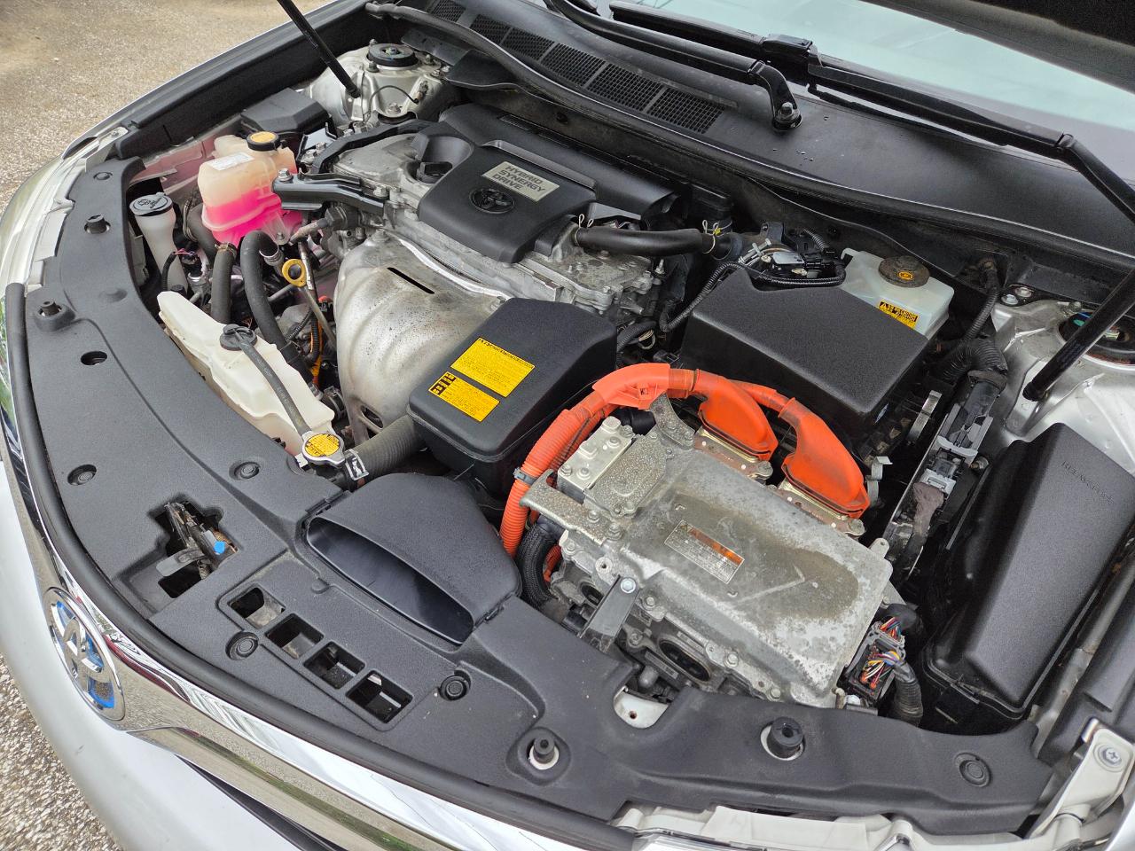 Toyota Camry Hybrid XLE 2014