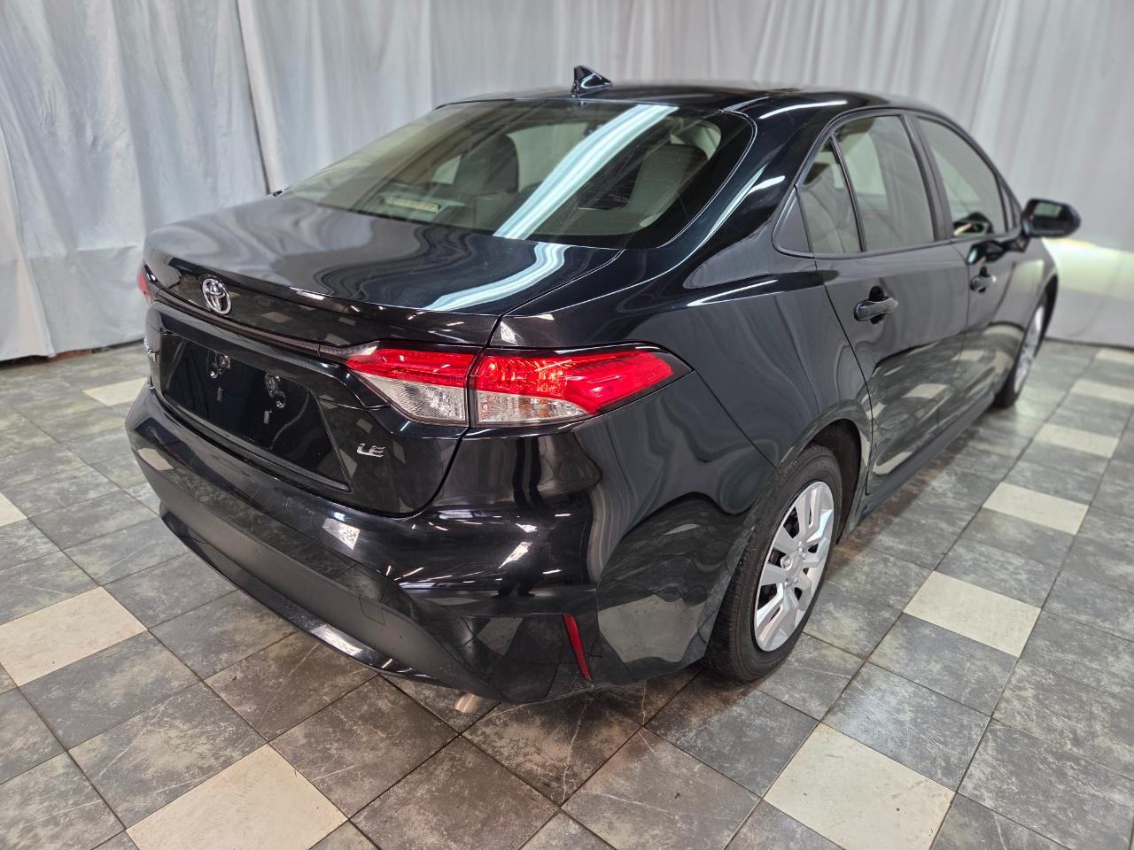 Toyota Corolla LE 2020