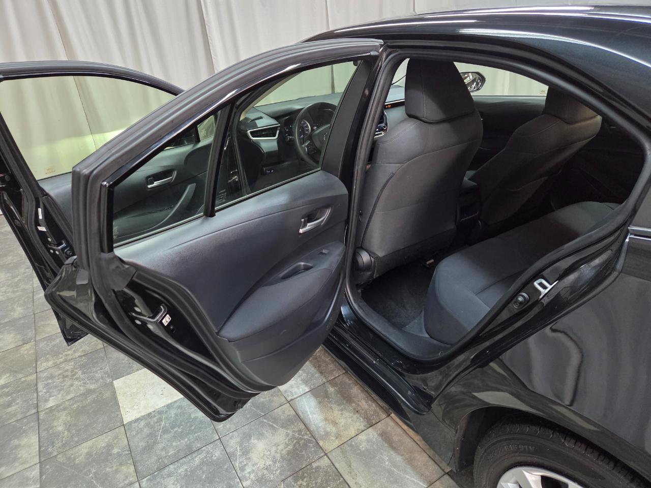 Toyota Corolla LE 2020