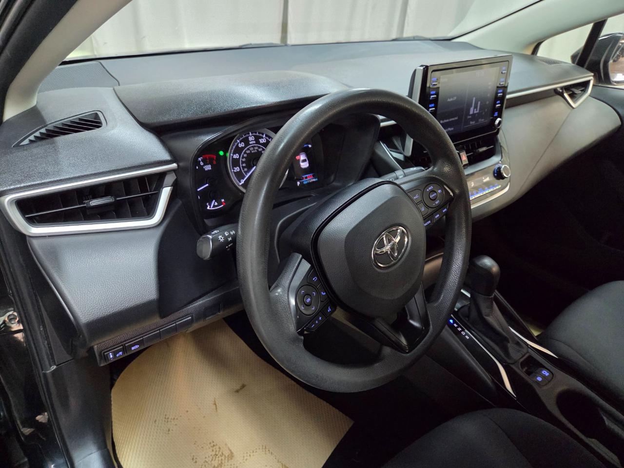Toyota Corolla LE 2020