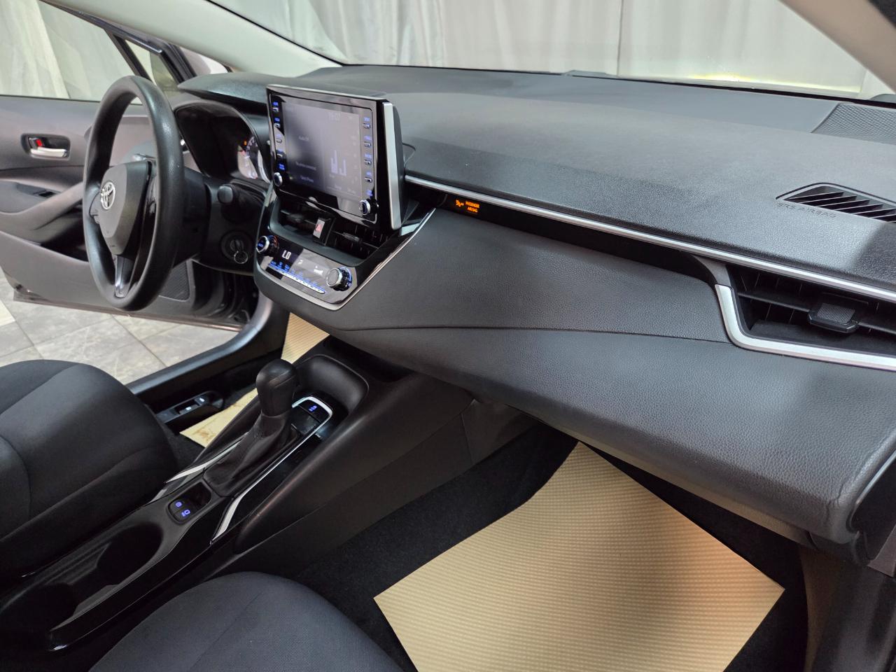 Toyota Corolla LE 2020