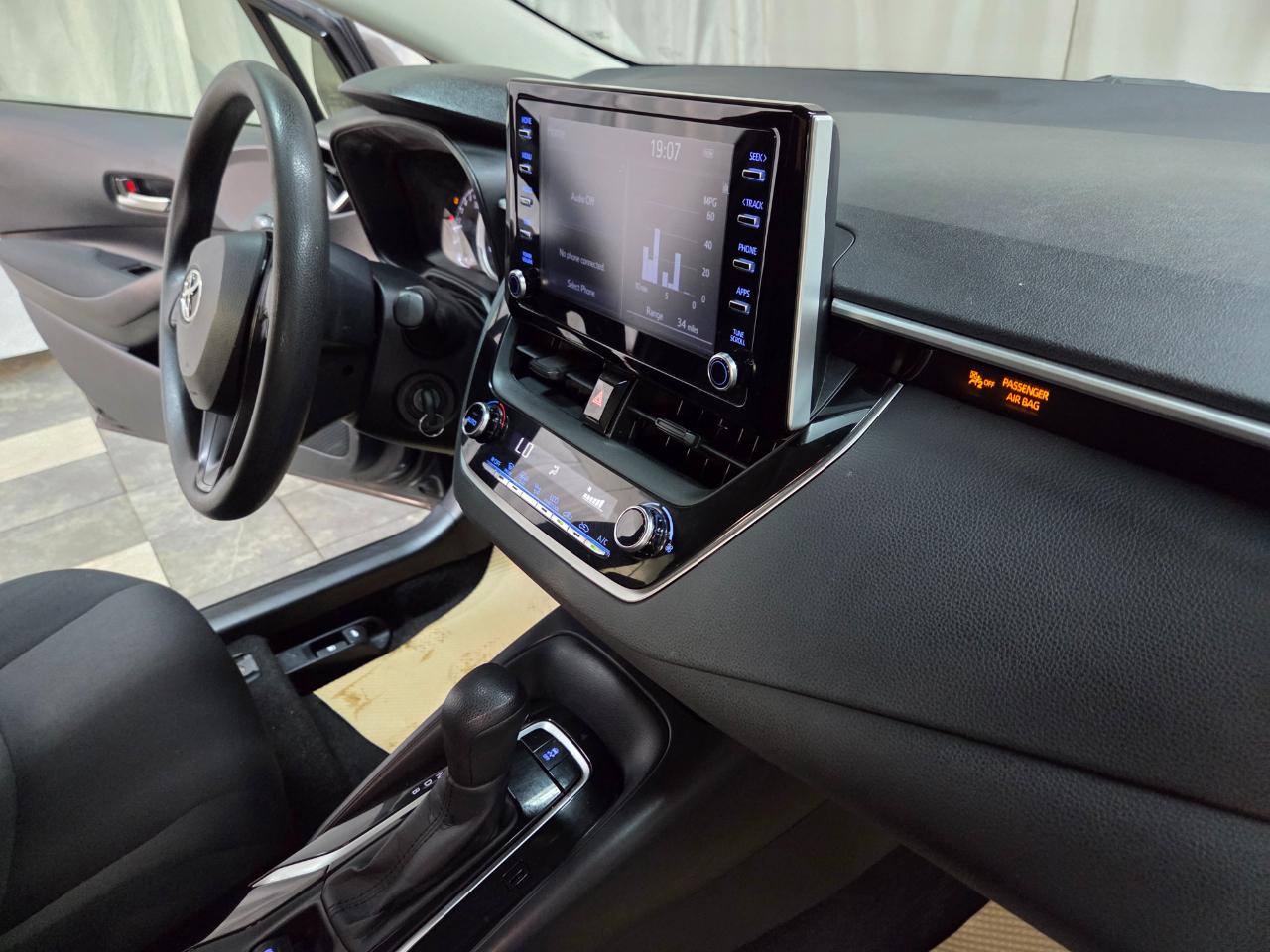 Toyota Corolla LE 2020