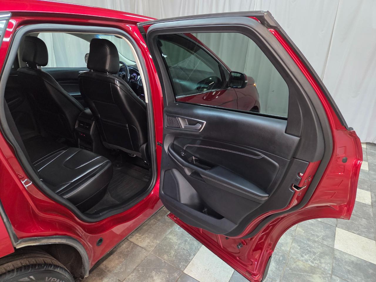 Ford Edge Titanium AWD 2020