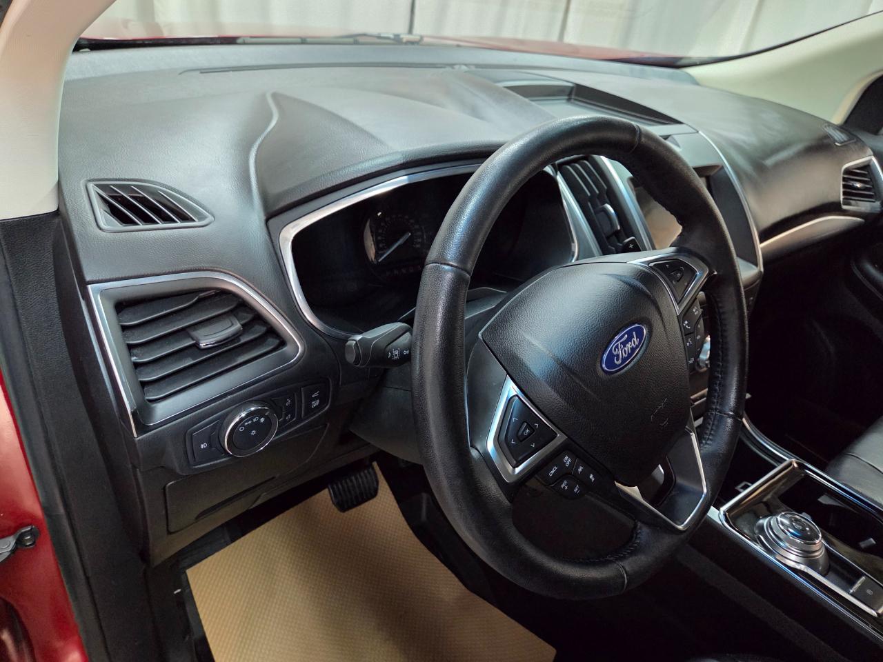 Ford Edge Titanium AWD 2020
