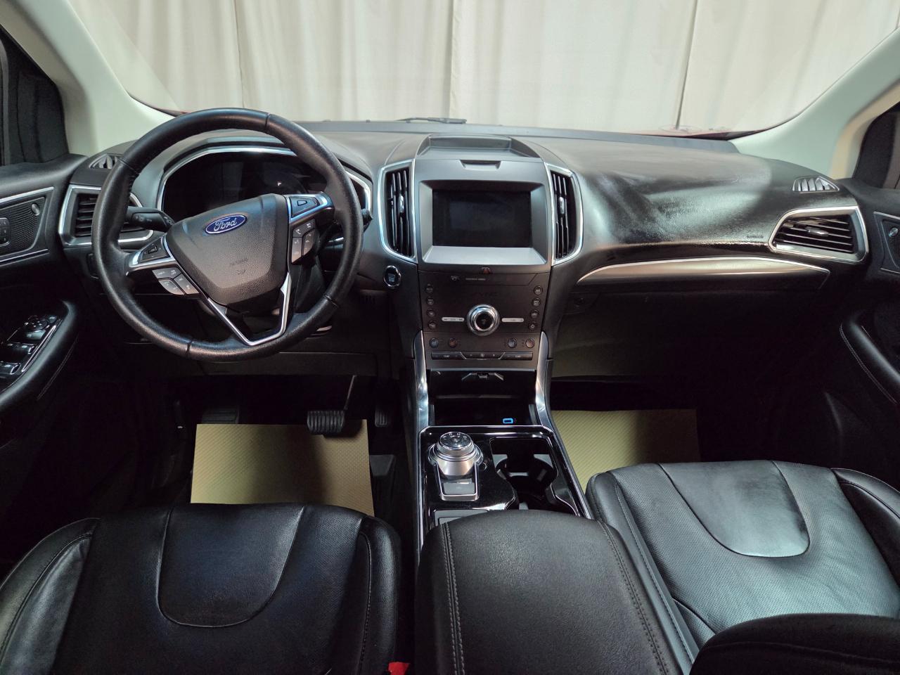 Ford Edge Titanium AWD 2020