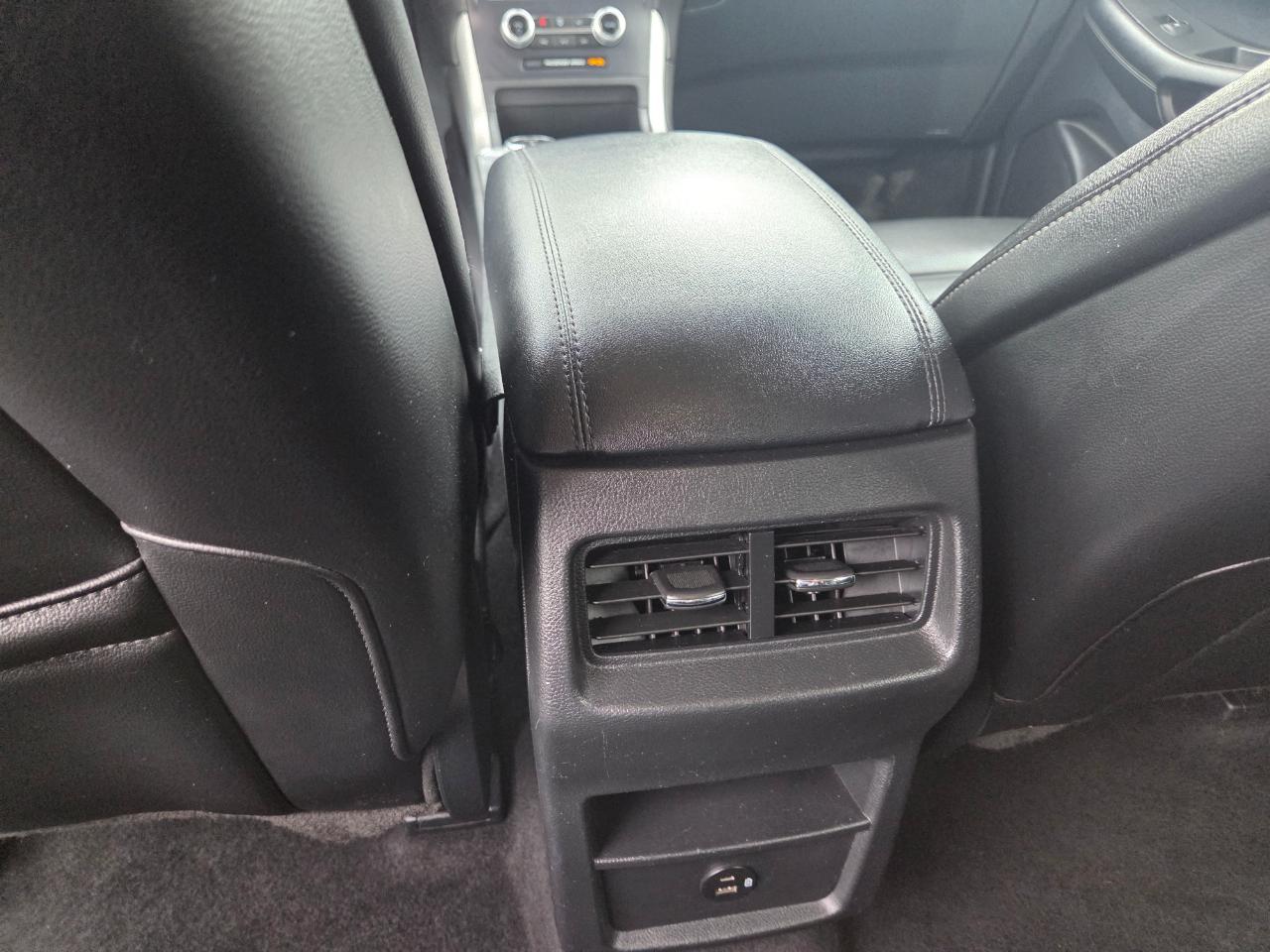 Ford Edge SEL AWD 2022
