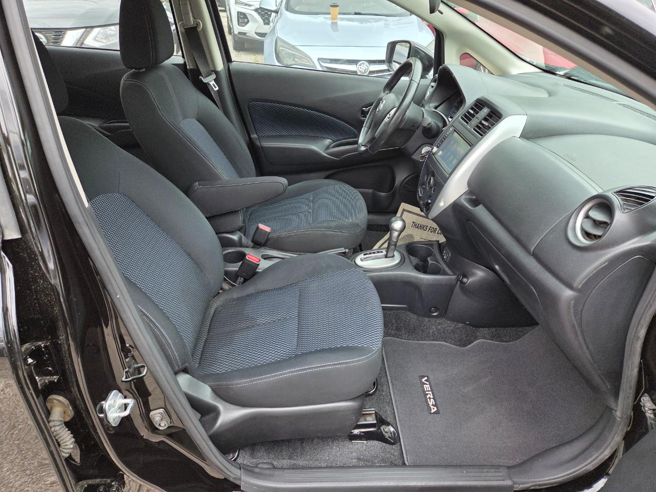 Nissan Versa Note SV 2018