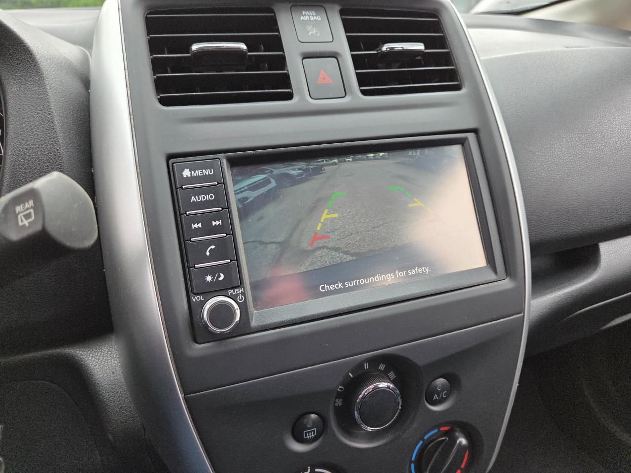 Nissan Versa Note SV 2018