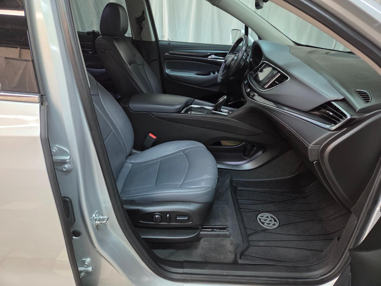 Buick Enclave Essence AWD 2019