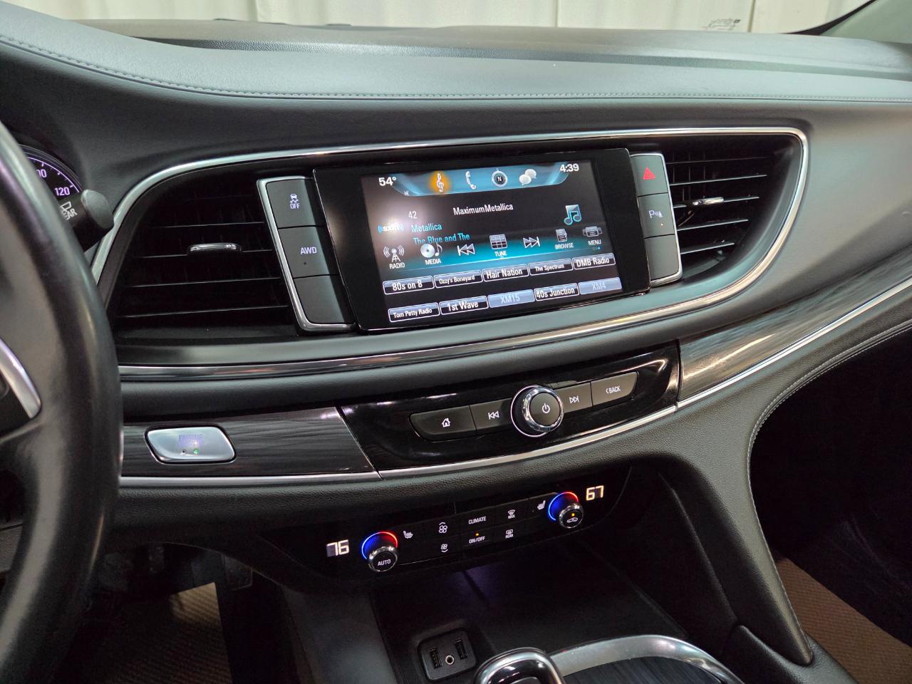 Buick Enclave Essence AWD 2019