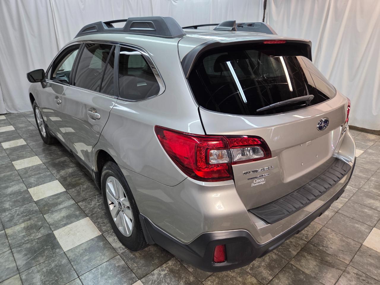 Subaru Outback 2.5i Premium 2019