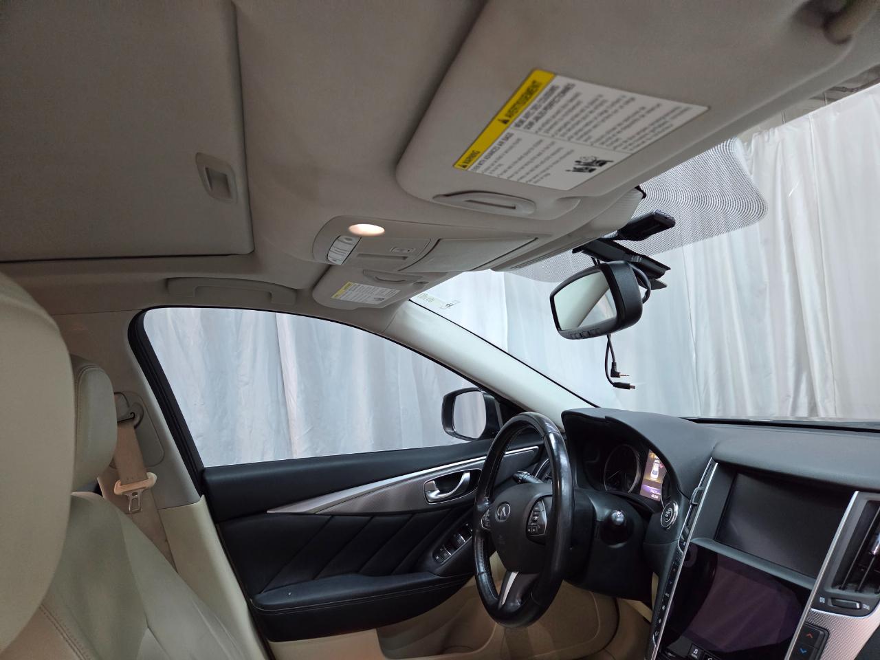 Infiniti Q50 Premium 4D Sedan AWD 2015