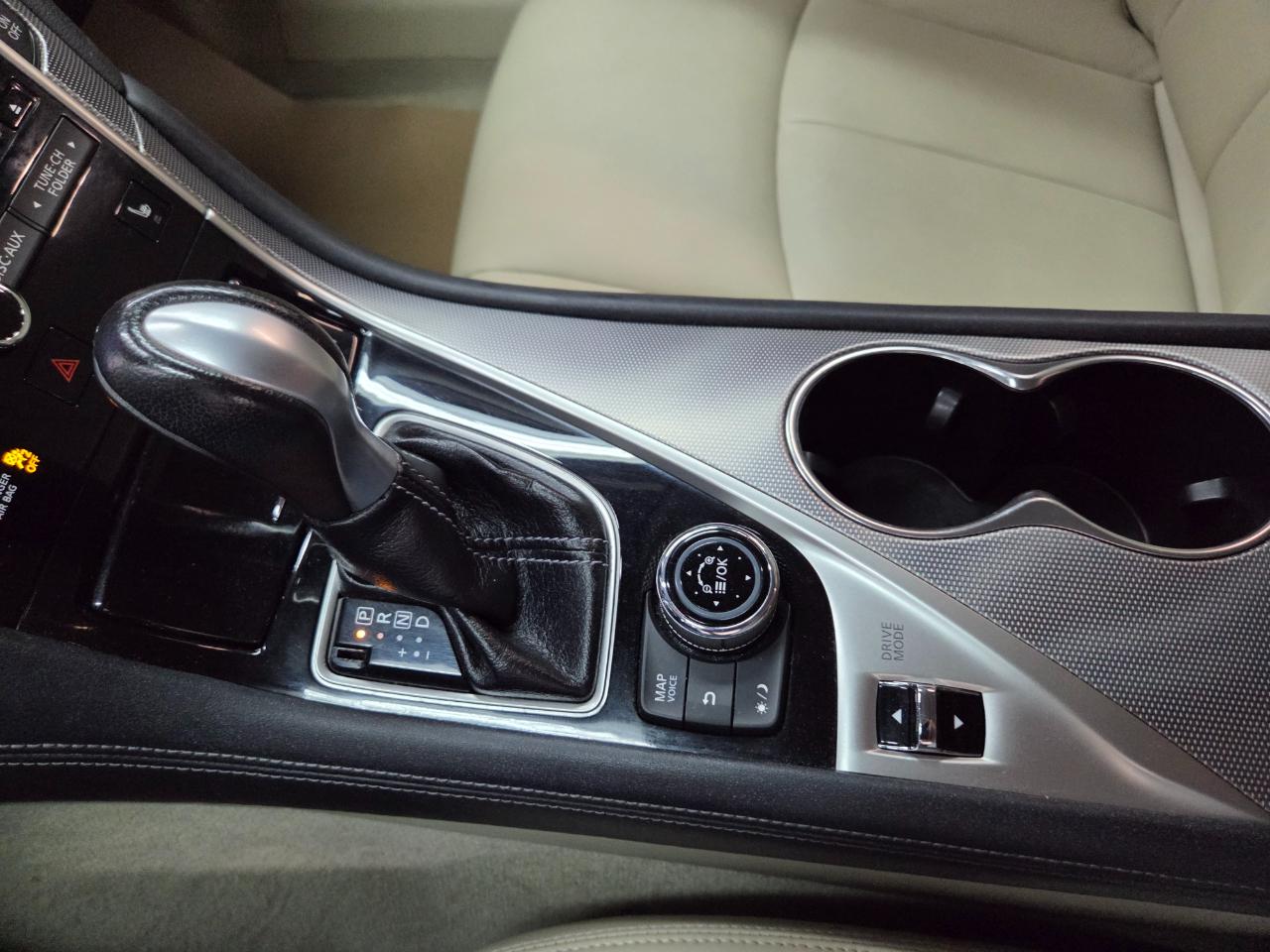 Infiniti Q50 Premium 4D Sedan AWD 2015
