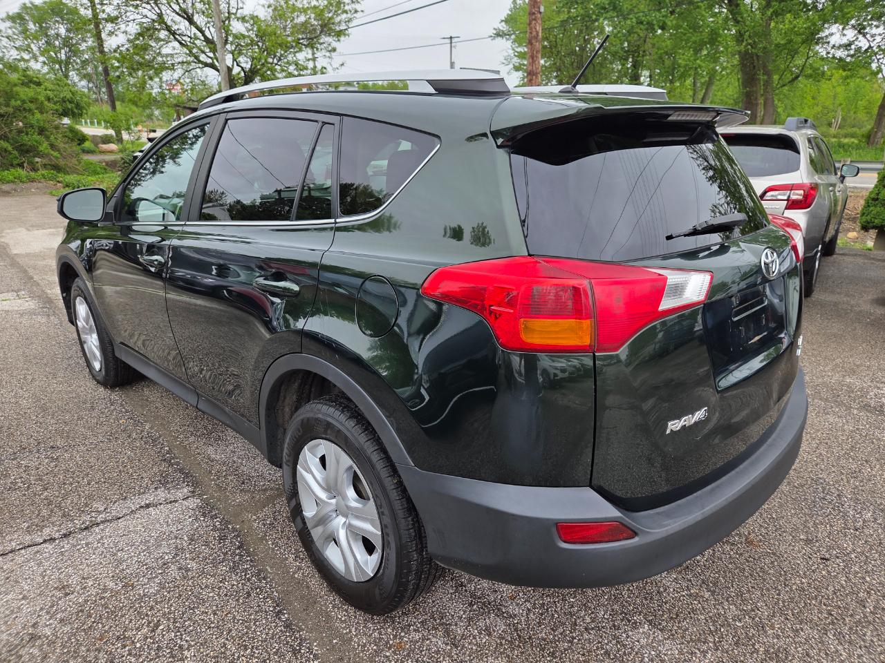 Toyota RAV4 LE AWD 2013