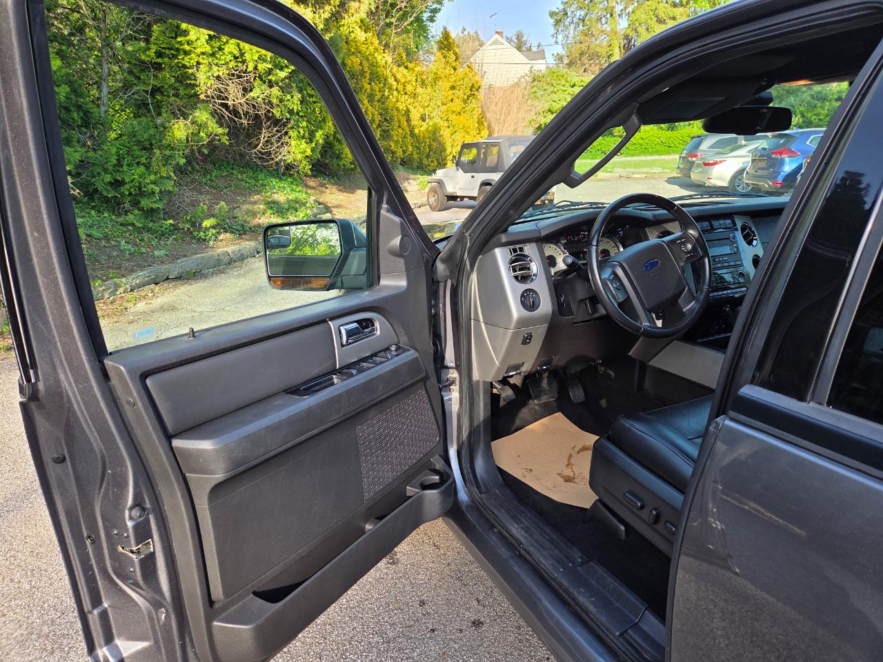 Ford Expedition Limited 4WD 2014