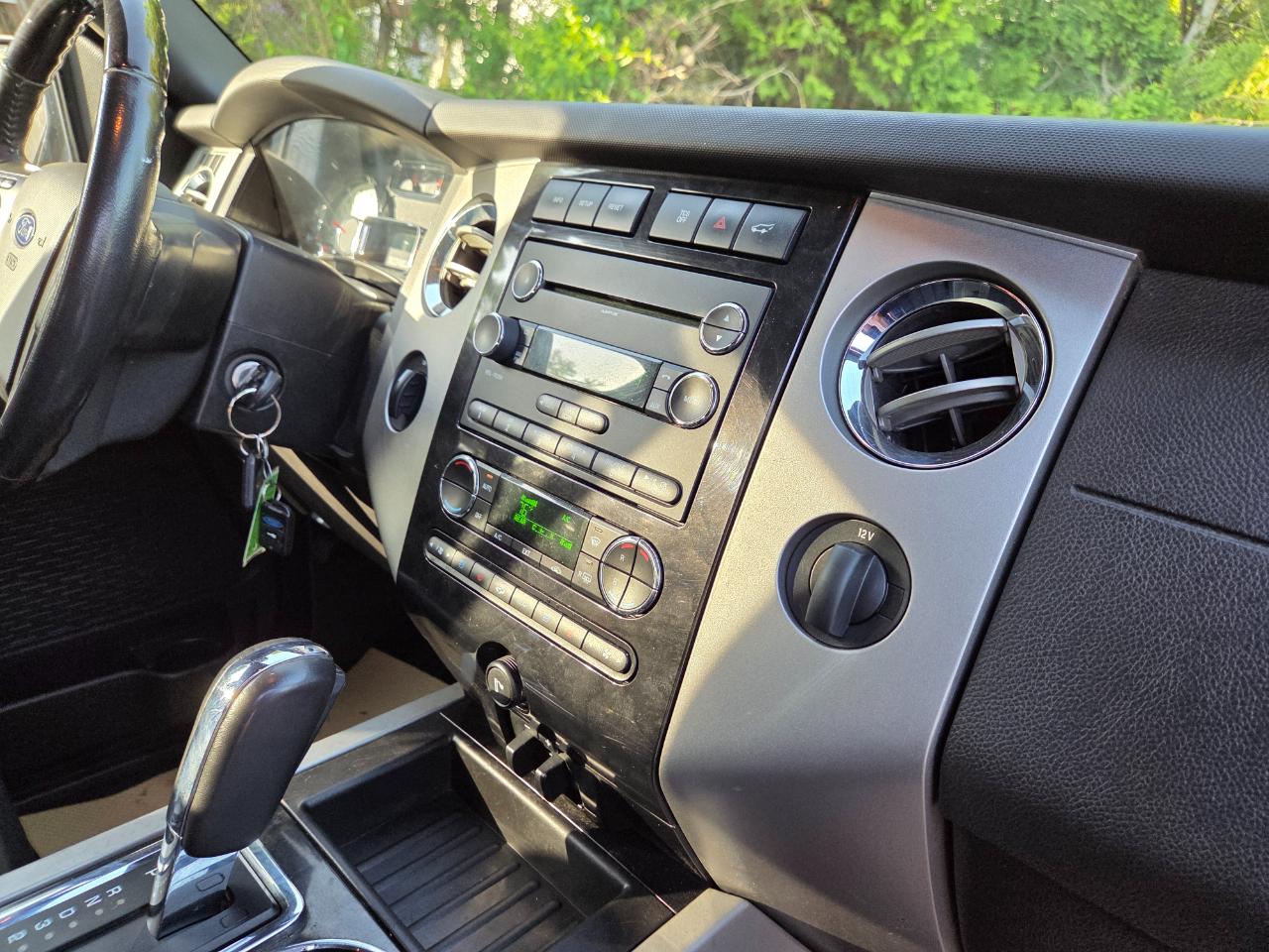 Ford Expedition Limited 4WD 2014