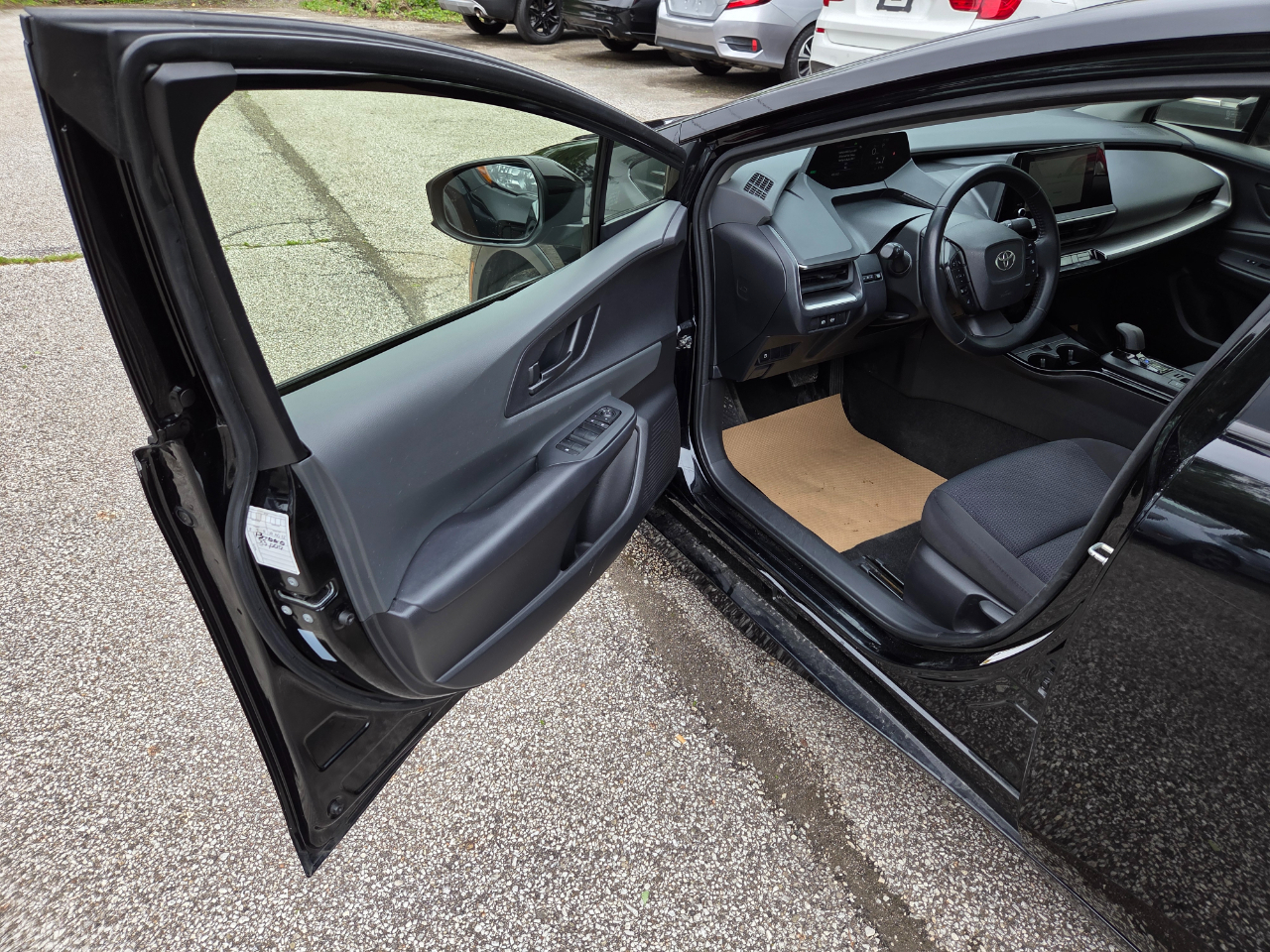 Toyota Prius LE 2024