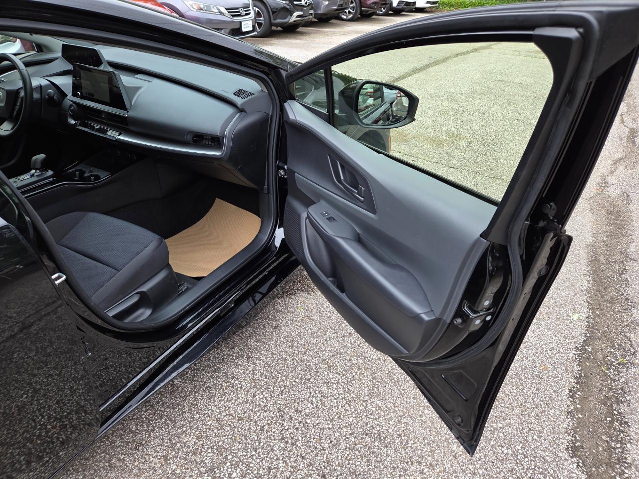 Toyota Prius LE 2024
