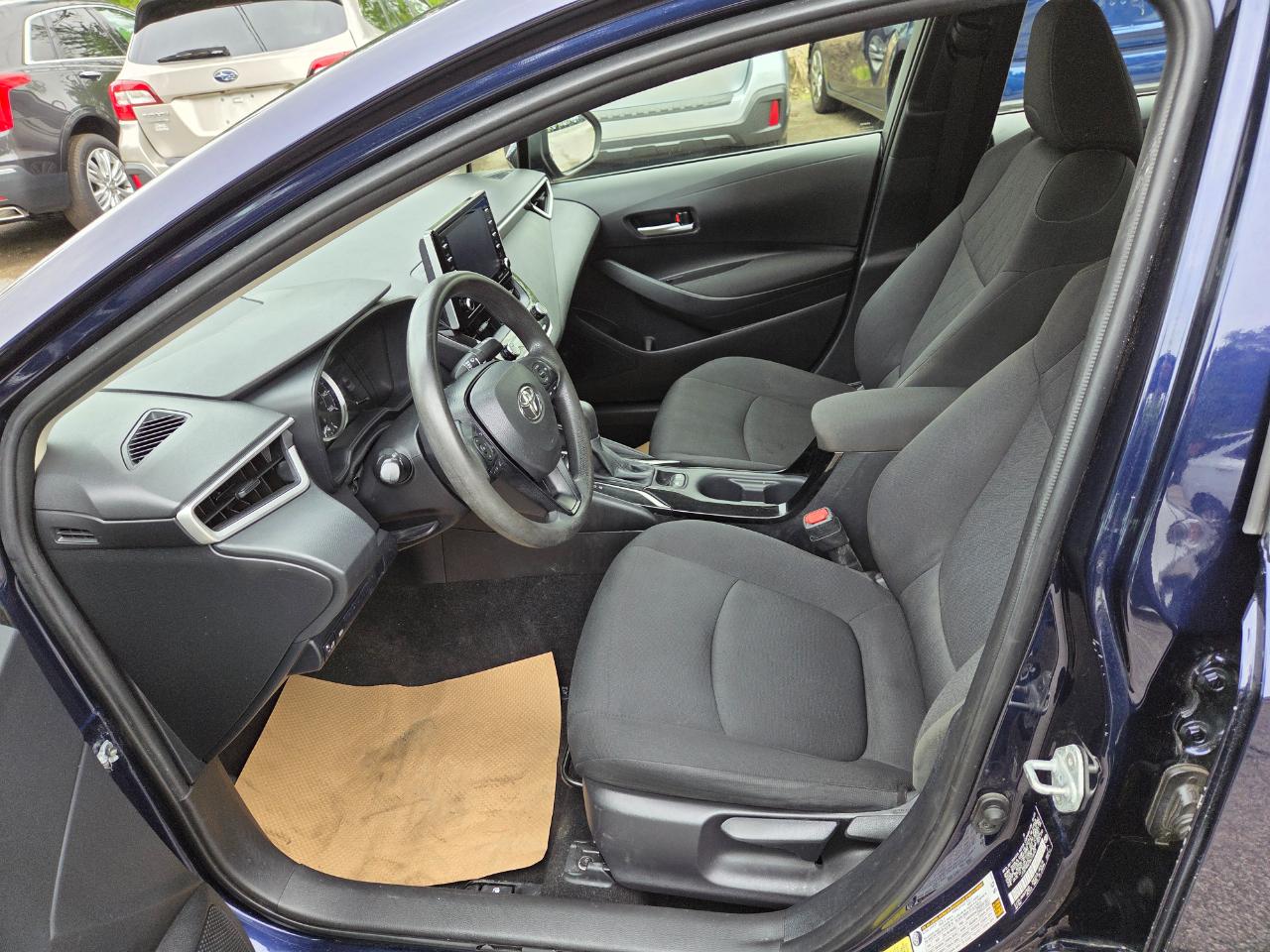 Toyota Corolla LE 2021