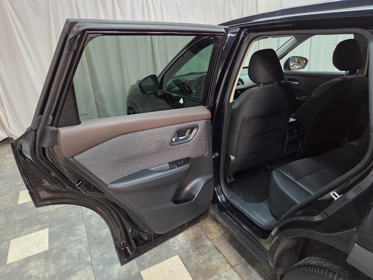 Nissan Rogue SV AWD 2021