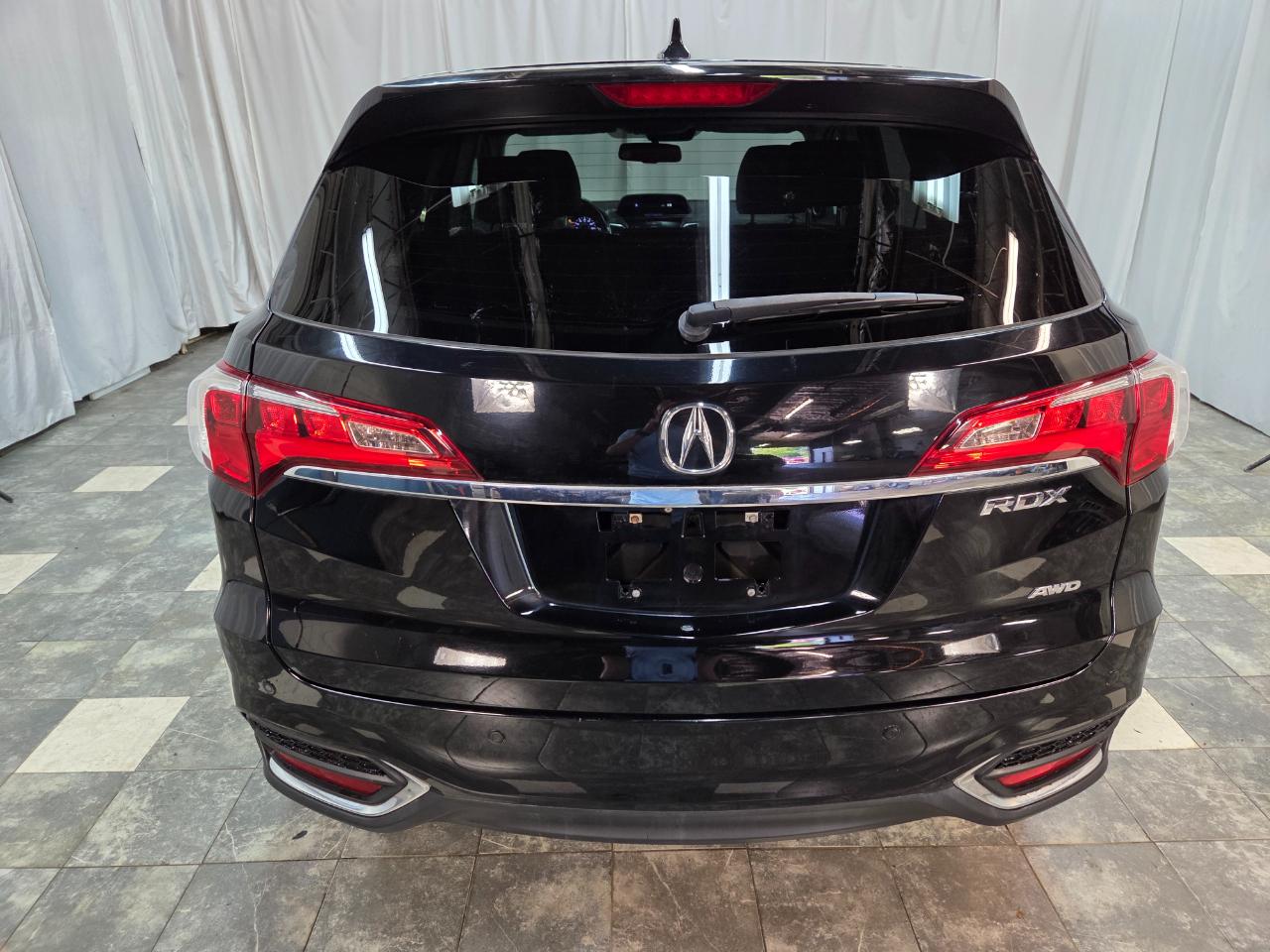 Acura RDX 6-Spd AT AWD w/Advance Package 2016