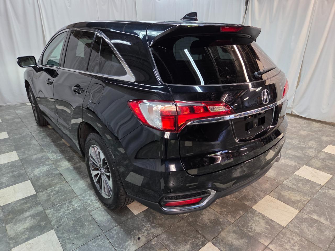 Acura RDX 6-Spd AT AWD w/Advance Package 2016