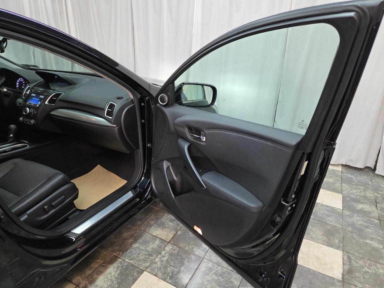 Acura RDX 6-Spd AT AWD w/Advance Package 2016