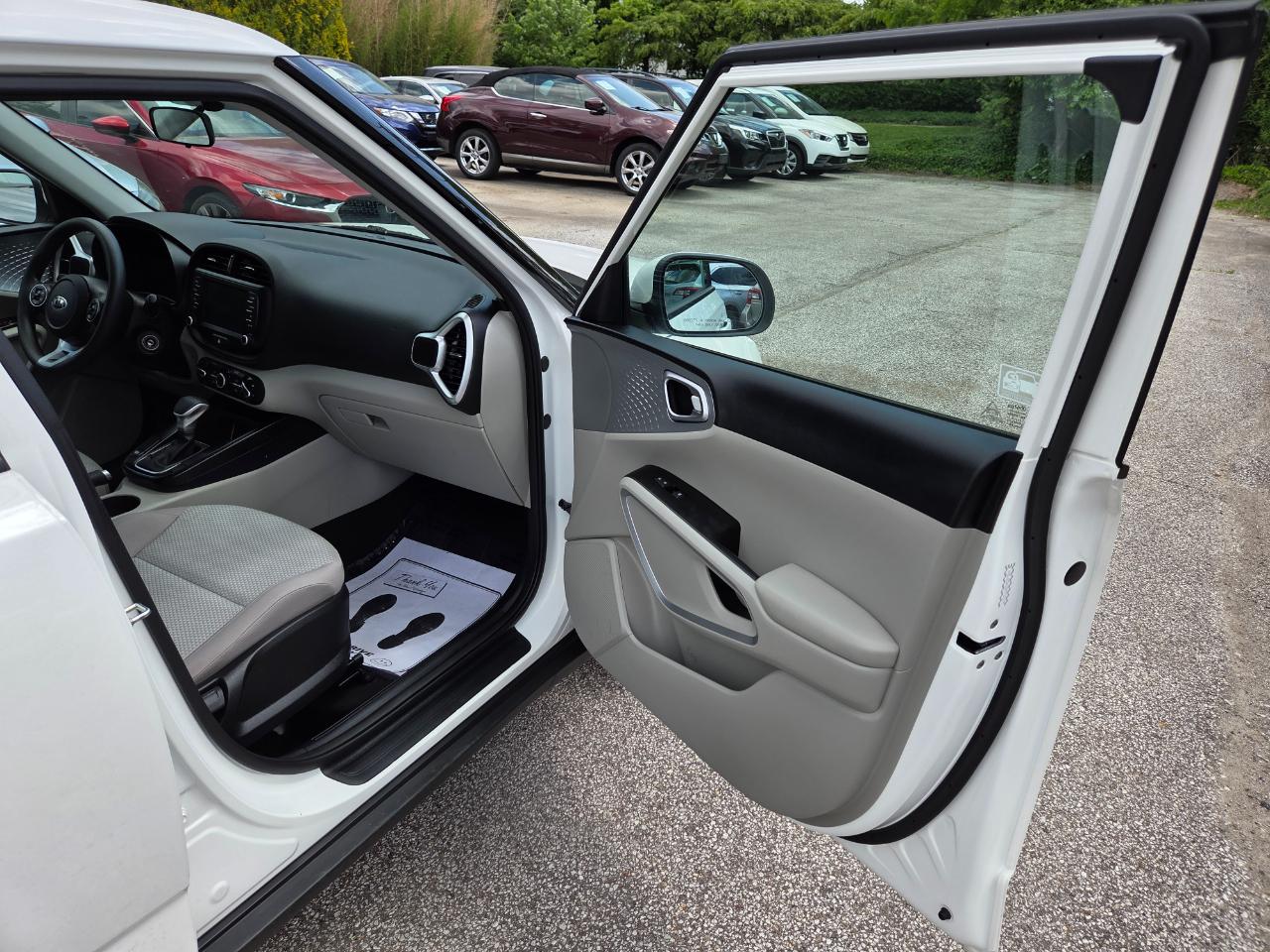 Kia Soul LX CVT 2021