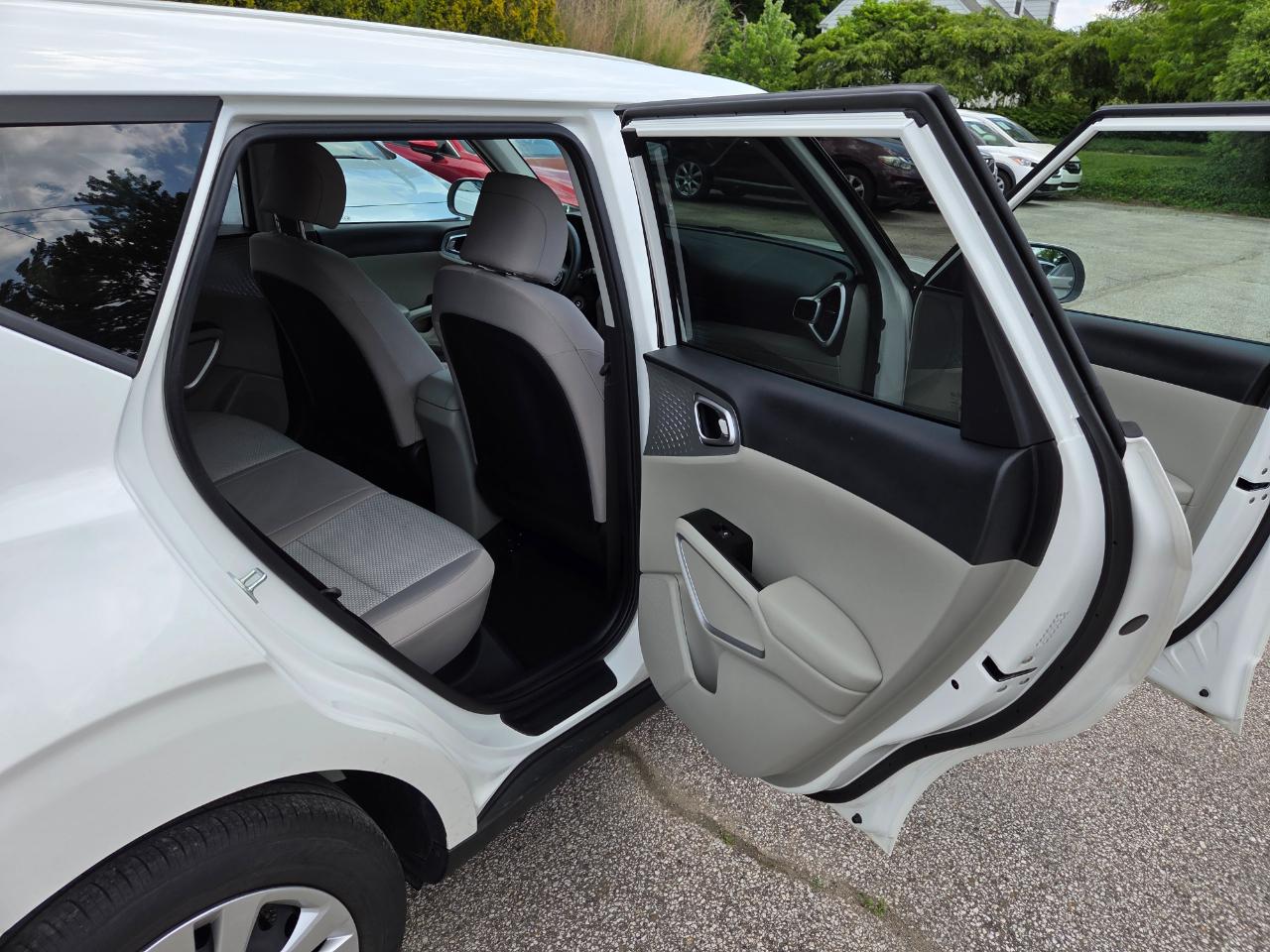 Kia Soul LX CVT 2021