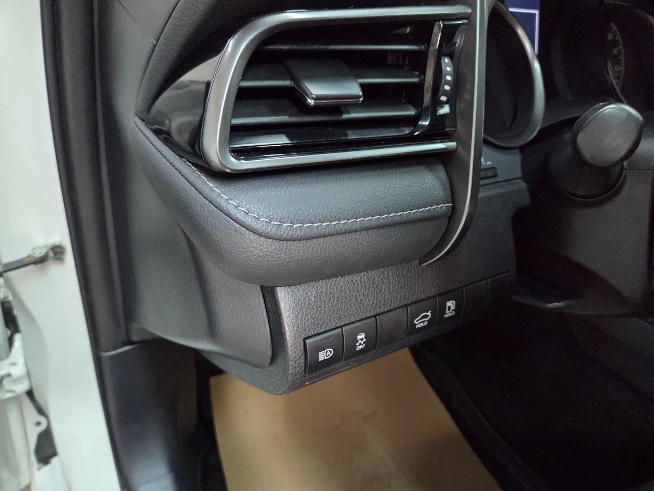 Toyota Camry SE 2022