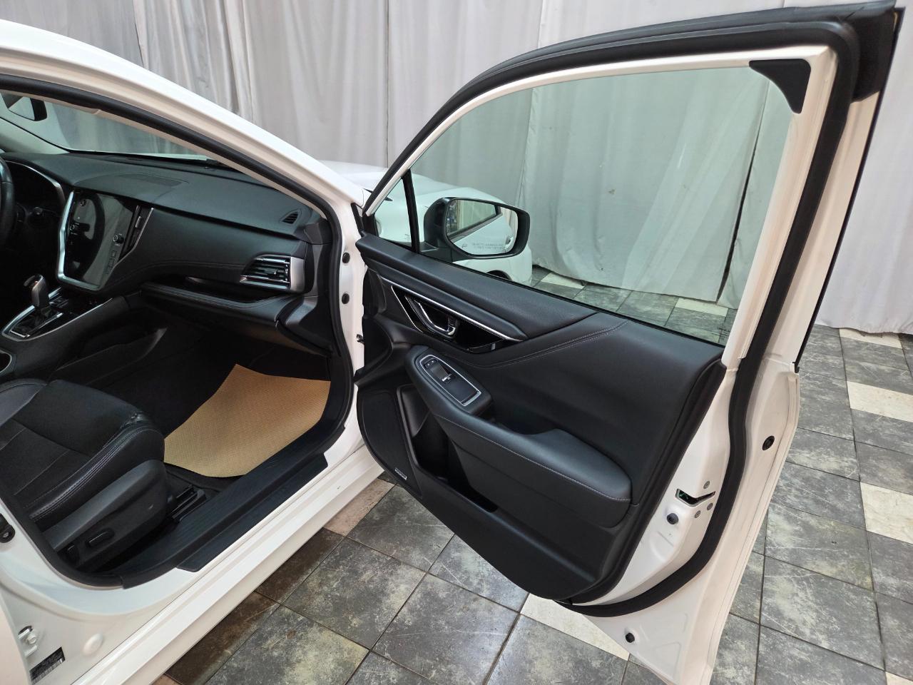 Subaru Legacy Limited 2020