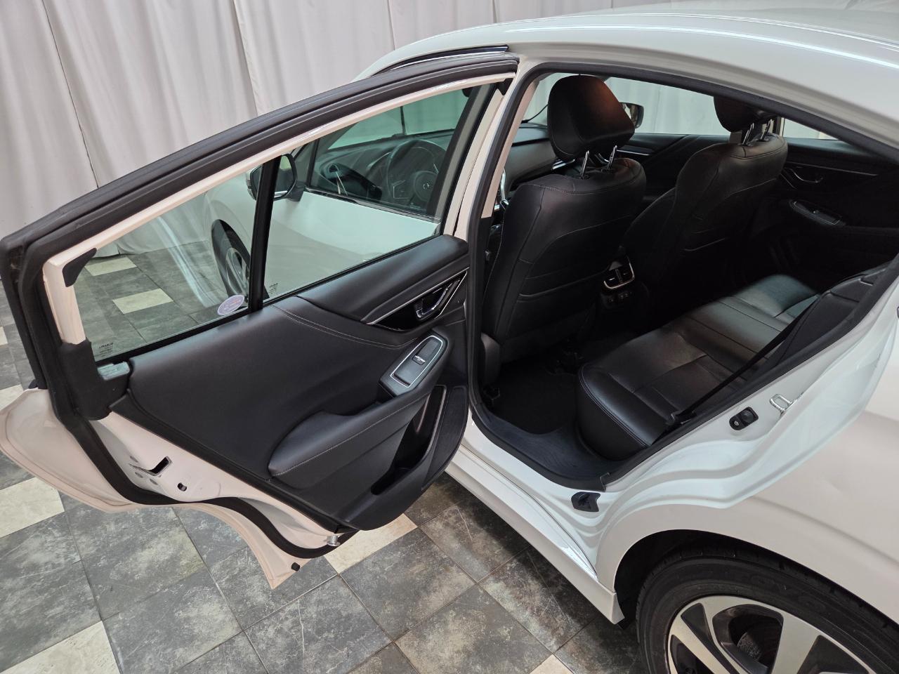 Subaru Legacy Limited 2020