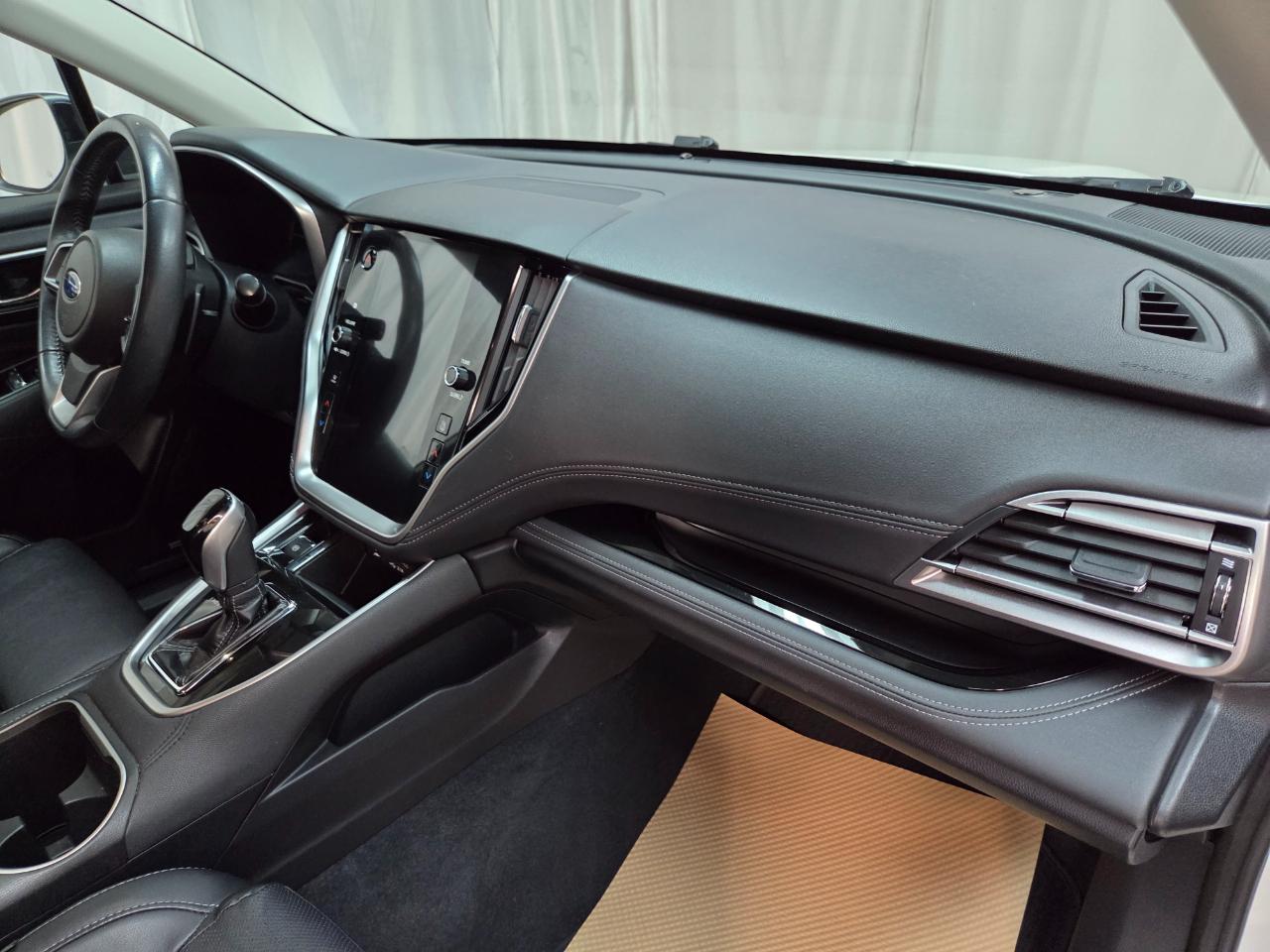 Subaru Legacy Limited 2020