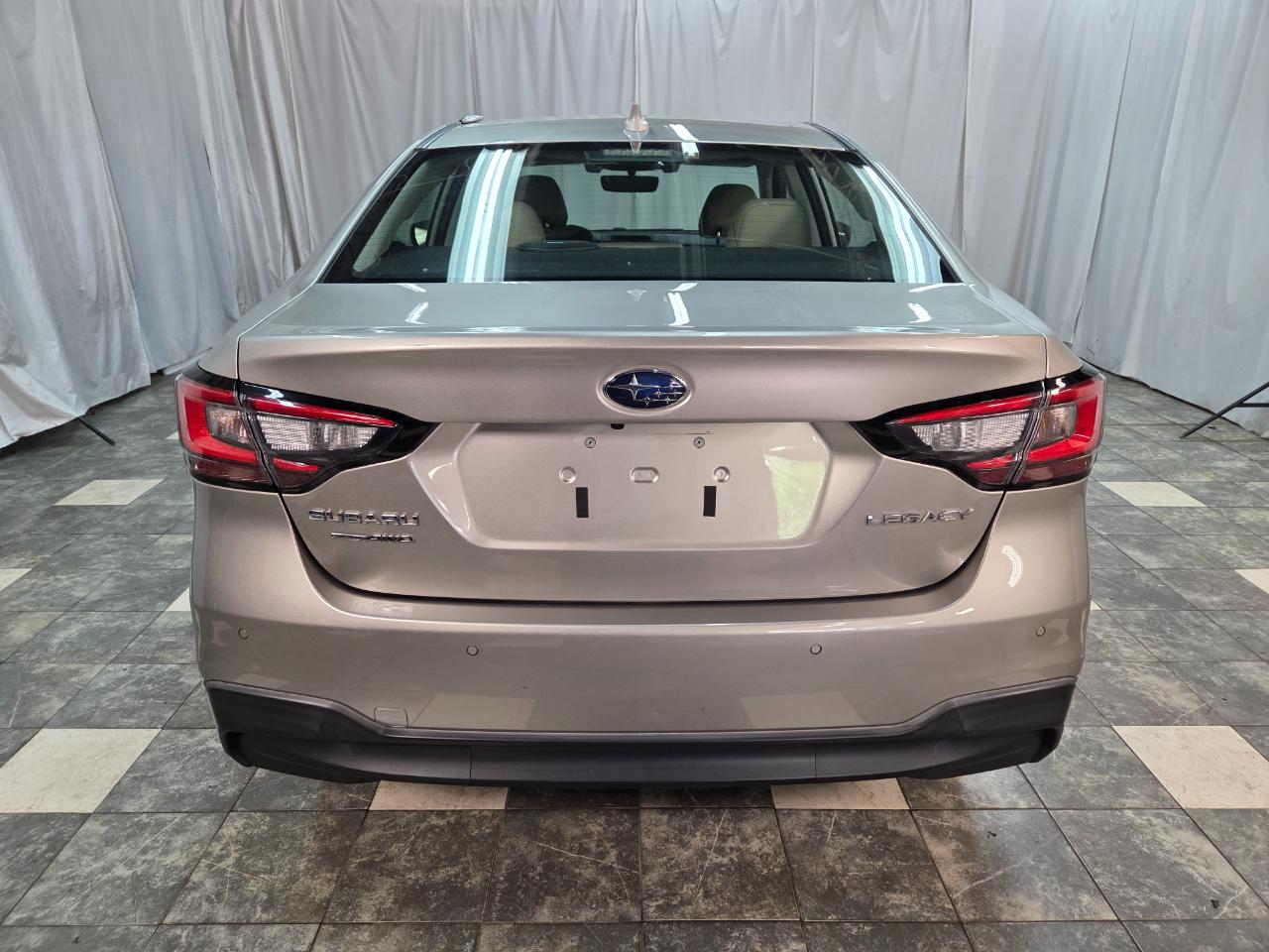 Subaru Legacy Limited 2020