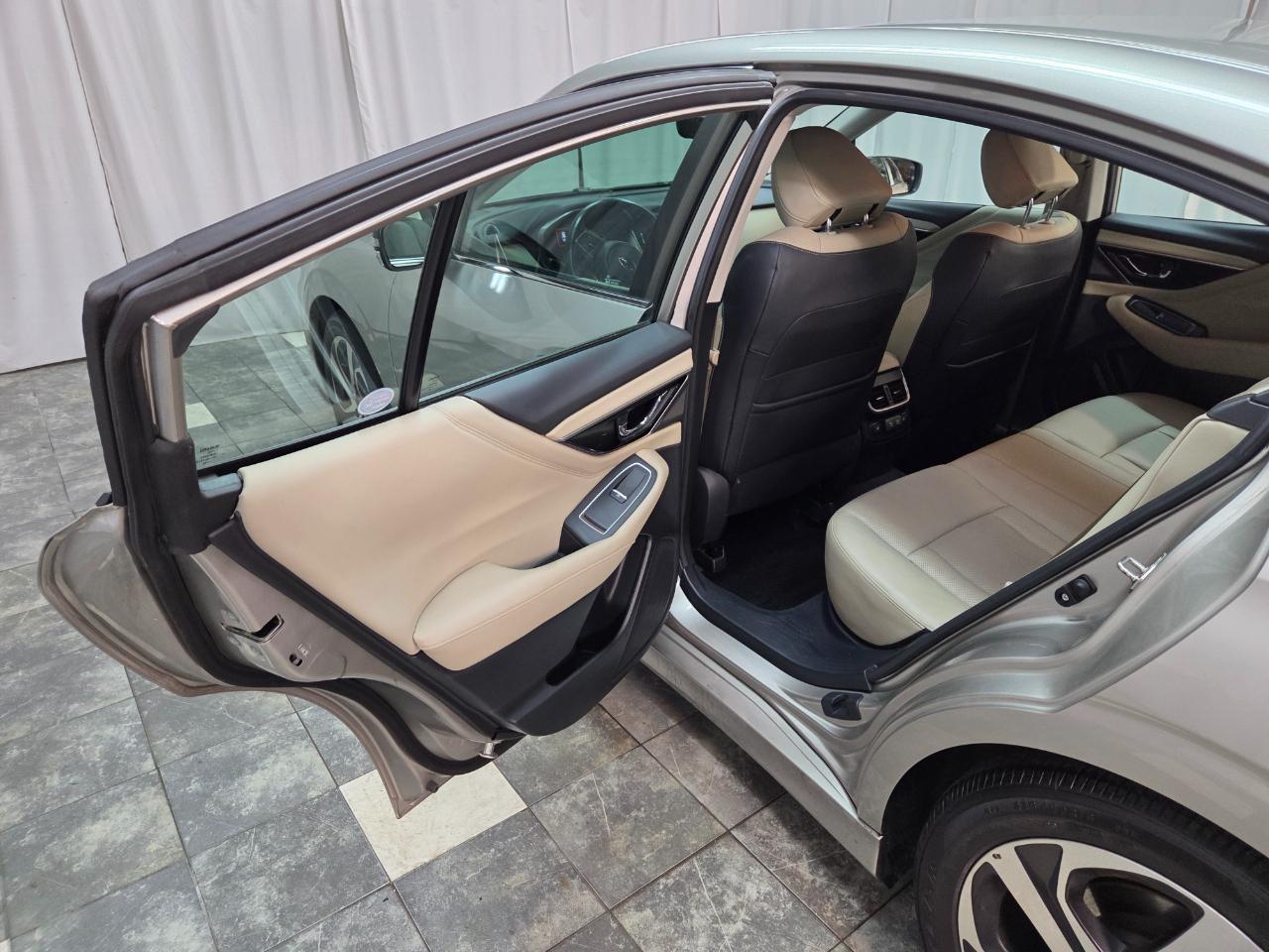 Subaru Legacy Limited 2020