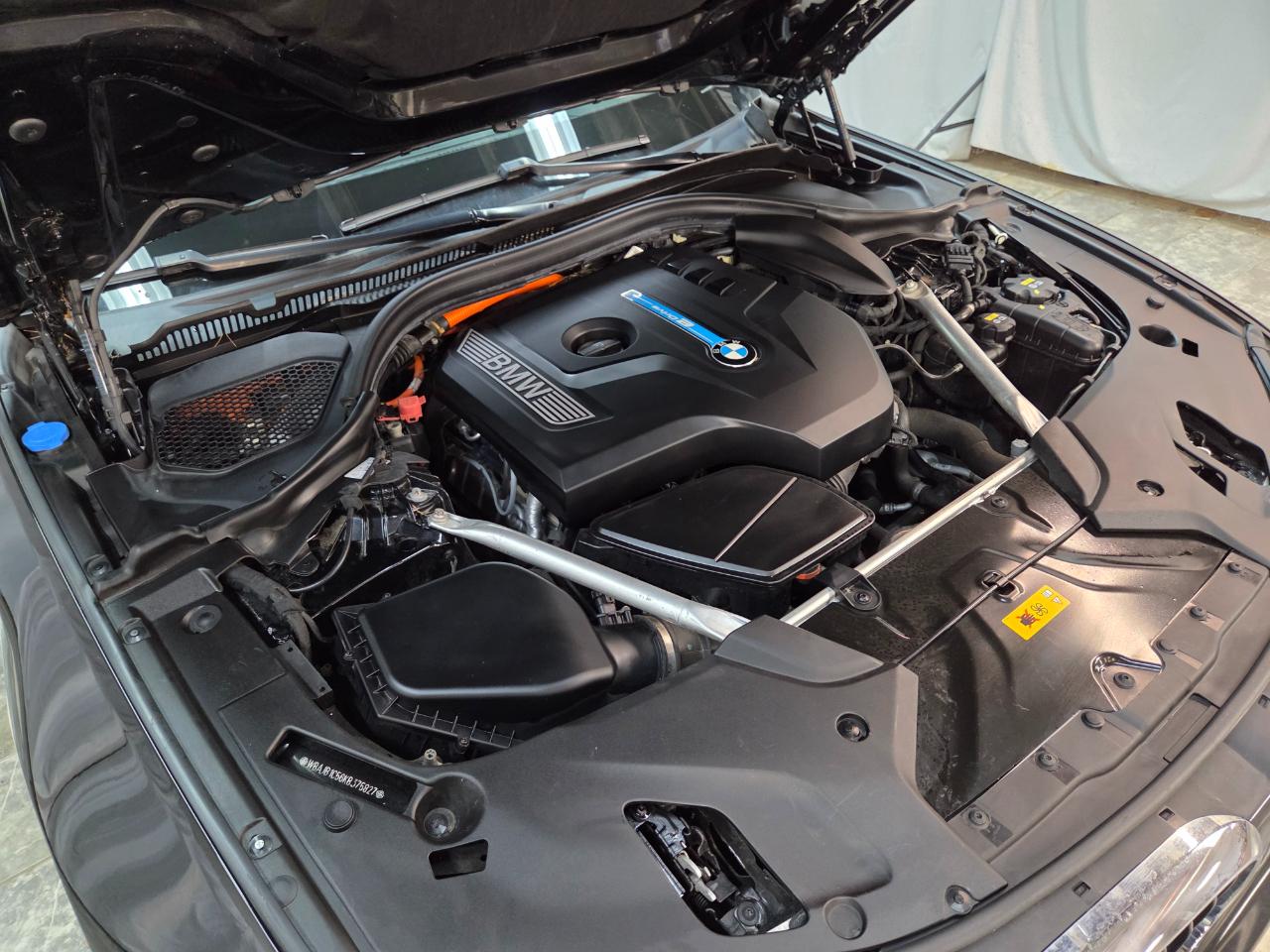 BMW 5-Series 530e xDrive iPerformance 2019