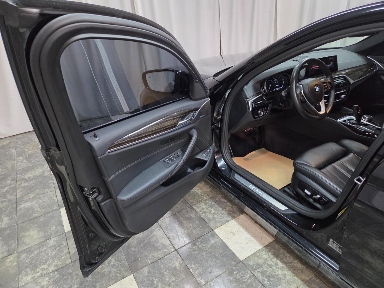 BMW 5-Series 530e xDrive iPerformance 2019