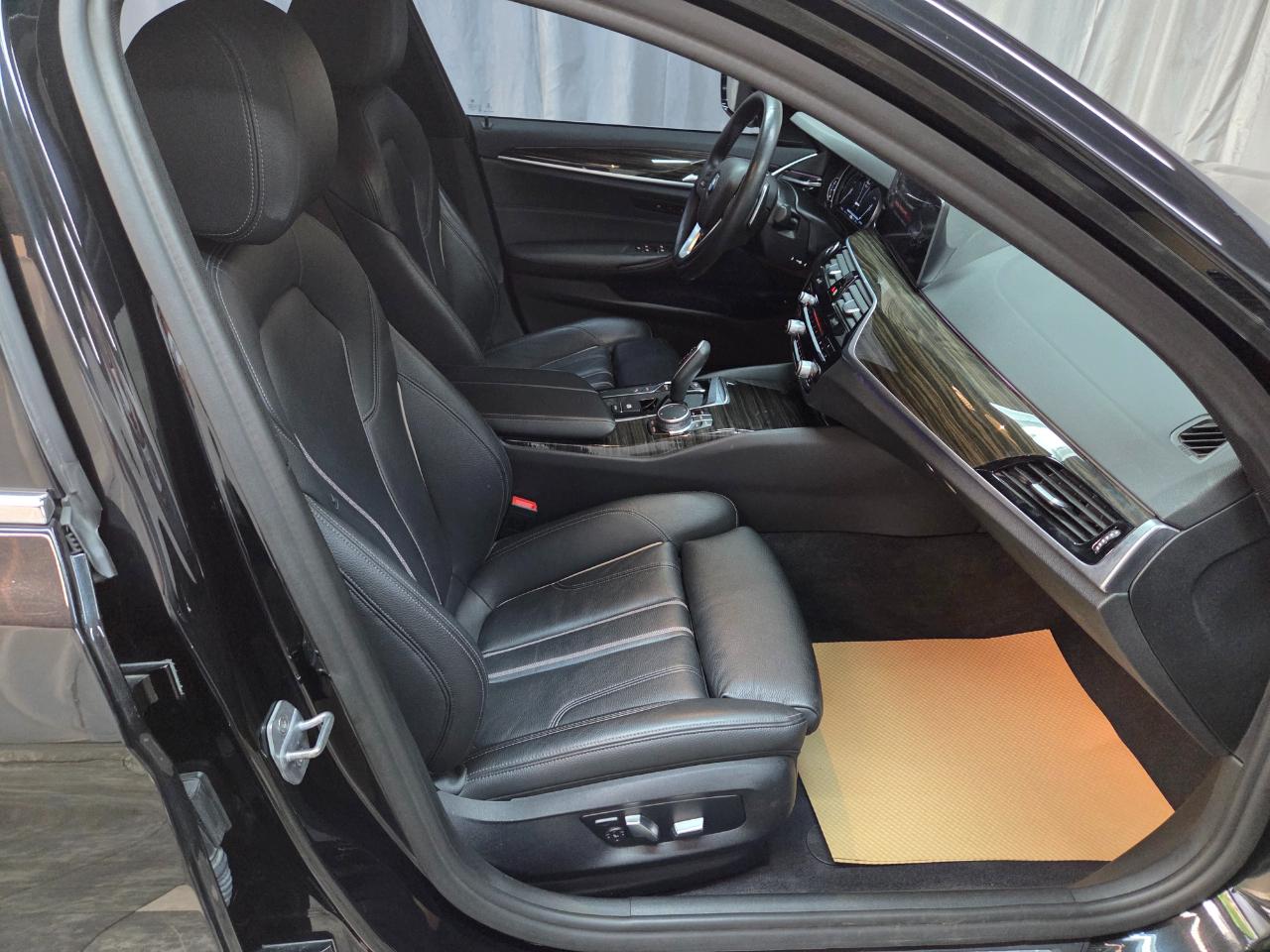 BMW 5-Series 530e xDrive iPerformance 2019