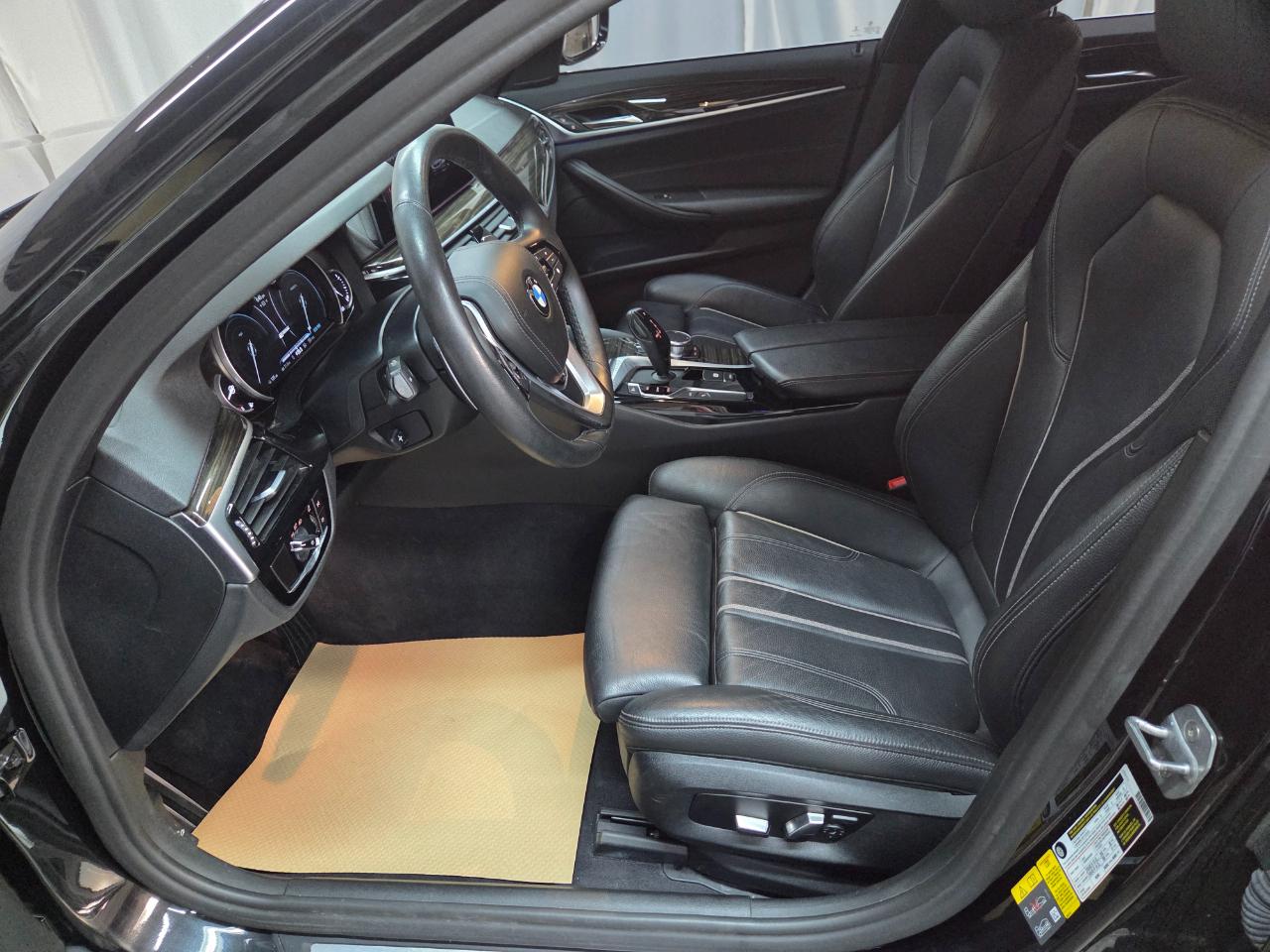BMW 5-Series 530e xDrive iPerformance 2019