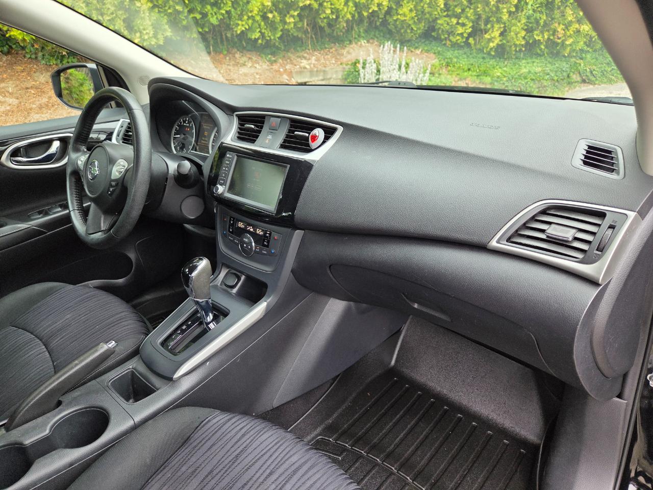 Nissan Sentra S CVT 2019