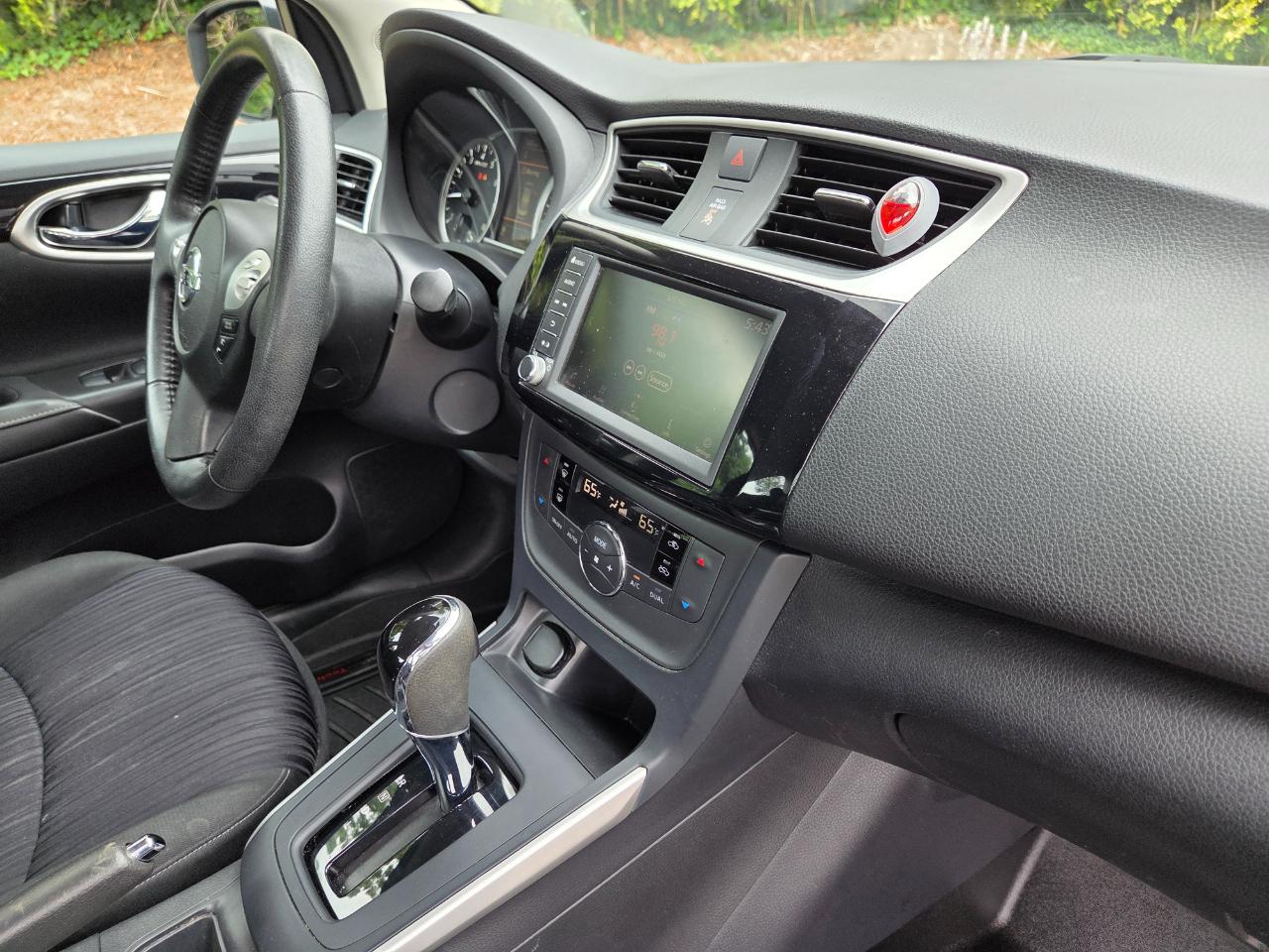 Nissan Sentra S CVT 2019